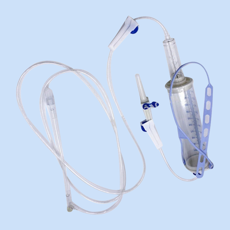 Conjunto de infusión pediátrica con Burette
